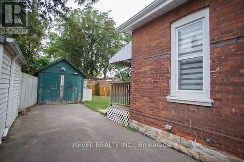 166 Brock Street, Brantford, ON - Outdoor With Exterior