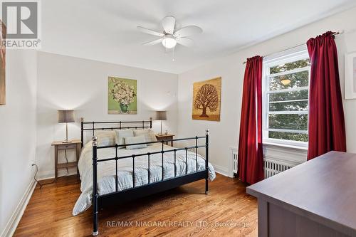 161 Wilton Avenue, Welland, ON - Indoor Photo Showing Bedroom