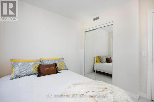 2402 - 60 Town Centre Court, Toronto, ON - Indoor Photo Showing Bedroom