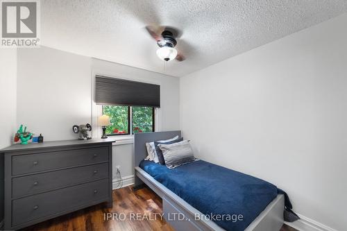 93 Elmvale Avenue, Brampton (Heart Lake West), ON - Indoor Photo Showing Bedroom