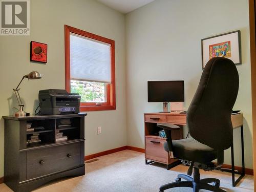 922 Redstone Drive, Rossland, BC - Indoor Photo Showing Other Room