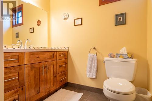 922 Redstone Drive, Rossland, BC - Indoor Photo Showing Bathroom