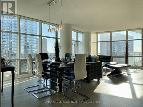 1009 - 35 Mariner Terrace, Toronto (Waterfront Communities), ON - Indoor Photo Showing Dining Room