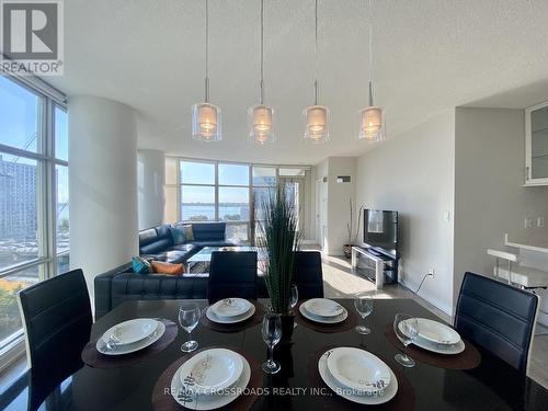 1009 - 35 Mariner Terrace, Toronto (Waterfront Communities), ON - Indoor Photo Showing Dining Room