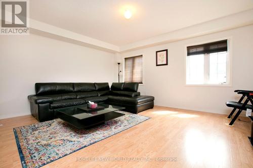 16 Eastern Skies Way, Markham (Wismer), ON - Indoor Photo Showing Living Room