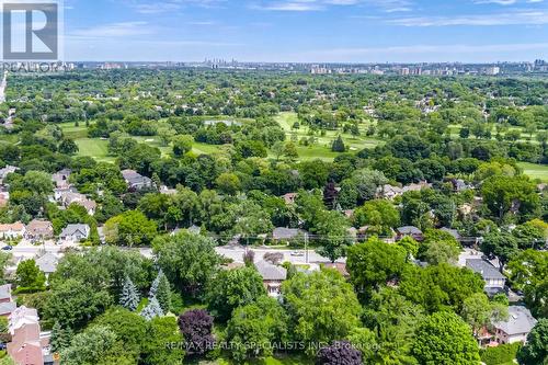 174 Burnhamthorpe Road, Toronto W08, ON - Outdoor With View