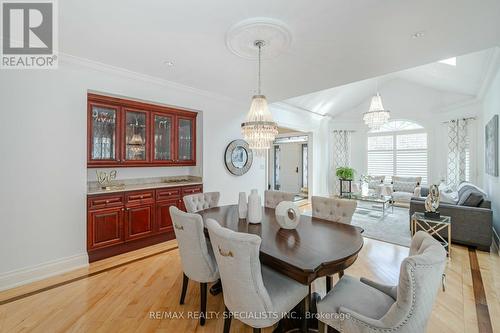 174 Burnhamthorpe Road, Toronto, ON - Indoor Photo Showing Dining Room