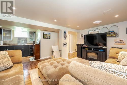 60 Bertha Avenue, Toronto, ON - Indoor Photo Showing Living Room