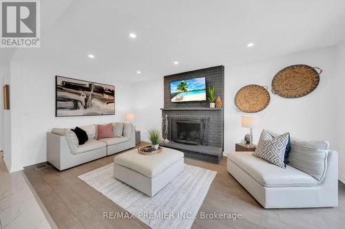 269 Primrose Lane, Newmarket (Bristol-London), ON - Indoor Photo Showing Living Room With Fireplace