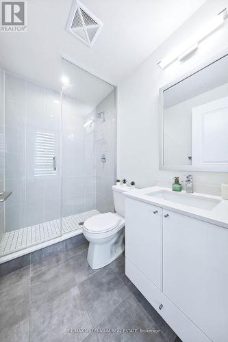 101 - 65 Watergarden Drive, Mississauga, ON - Indoor Photo Showing Bathroom