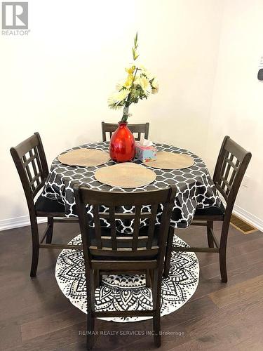 19 - 15 Blacklock Street, Cambridge, ON - Indoor Photo Showing Dining Room