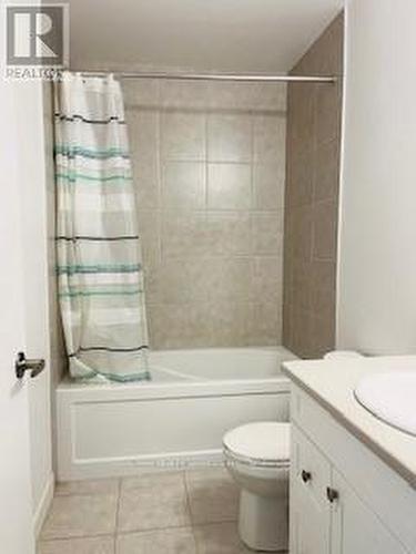 19 - 15 Blacklock Street, Cambridge, ON - Indoor Photo Showing Bathroom