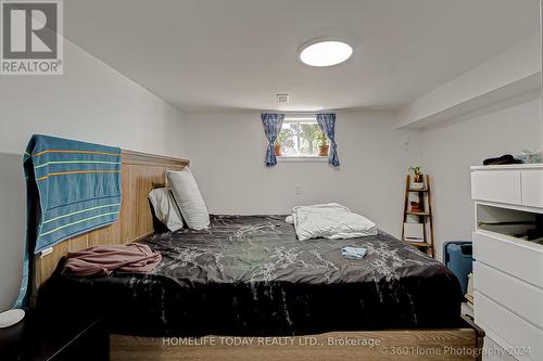 21 Merryfield Drive, Toronto, ON - Indoor Photo Showing Bedroom