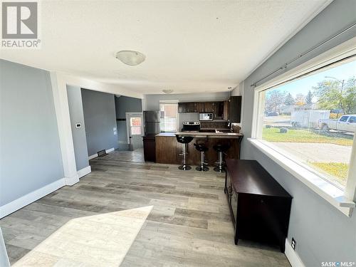 214 3Rd Avenue W, Watrous, SK - Indoor