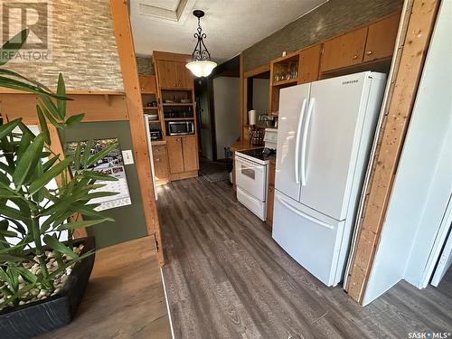 Bell Acreage Se16-6-7-2, Benson Rm No. 35, SK - Indoor Photo Showing Kitchen