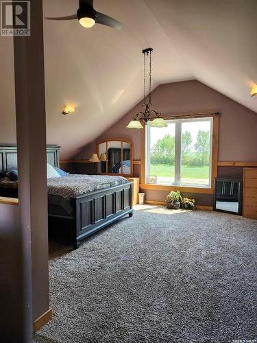 Bell Acreage Se16-6-7-2, Benson Rm No. 35, SK - Indoor Photo Showing Bedroom