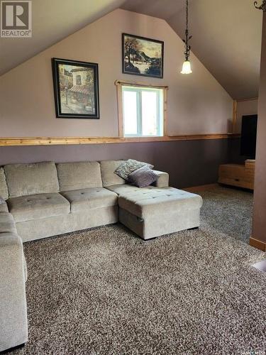 Bell Acreage Se16-6-7-2, Benson Rm No. 35, SK - Indoor Photo Showing Living Room