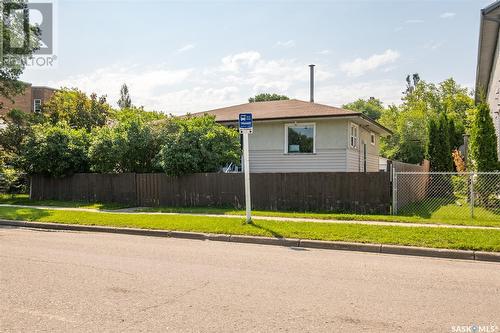 213 10Th Street E, Prince Albert, SK - Outdoor