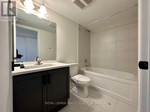 119 - 1081 Danforth Road S, Toronto (Eglinton East), ON - Indoor Photo Showing Bathroom