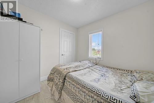 81 Desert Sand Drive, Brampton, ON - Indoor Photo Showing Bedroom