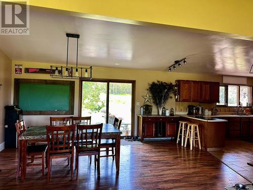 4591 216 Road, Dawson Creek, BC - Indoor Photo Showing Dining Room