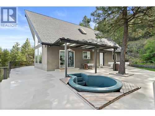 1100 Spiller Road, Penticton, BC - Outdoor