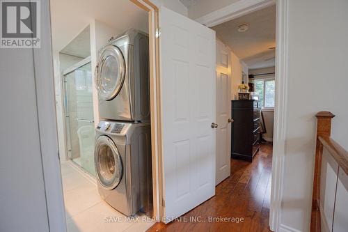8 Joanne Court, Brampton, ON - Indoor Photo Showing Laundry Room
