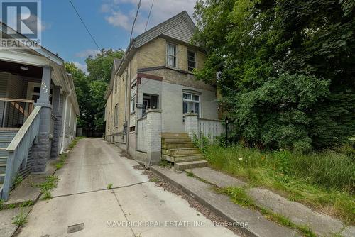 621 Dufferin Avenue, London, ON - Outdoor