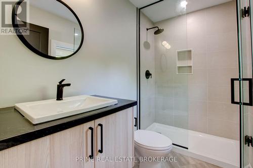 26 Huron Street, Lambton Shores (Grand Bend), ON - Indoor Photo Showing Bathroom