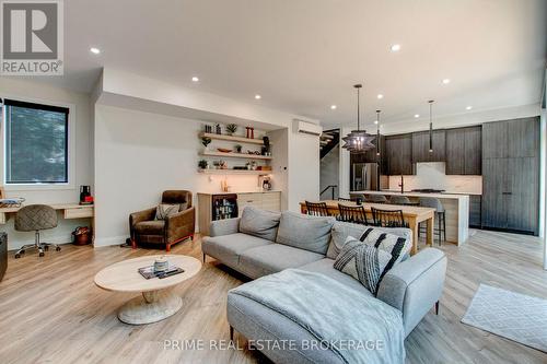 26 Huron Street, Lambton Shores (Grand Bend), ON - Indoor Photo Showing Living Room