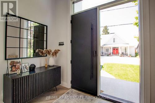 26 Huron Street, Lambton Shores (Grand Bend), ON - Indoor Photo Showing Other Room