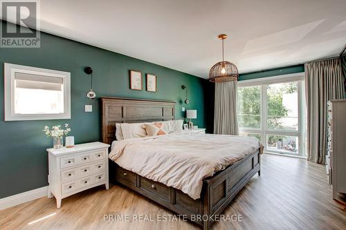 26 Huron Street, Lambton Shores (Grand Bend), ON - Indoor Photo Showing Bedroom