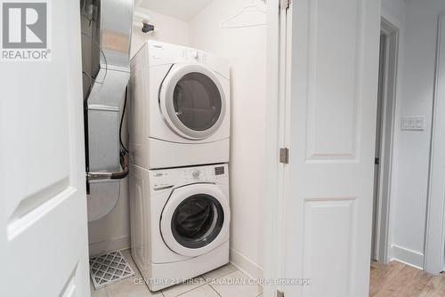 403 - 320 Sugarcreek Trail, London, ON - Indoor Photo Showing Laundry Room