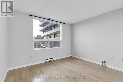 705 - 155 Kent Street, London, ON - Indoor Photo Showing Other Room