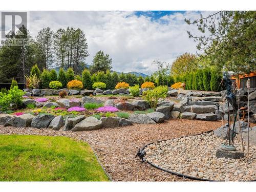 740 Prairie South  Road, Castlegar, BC - Outdoor