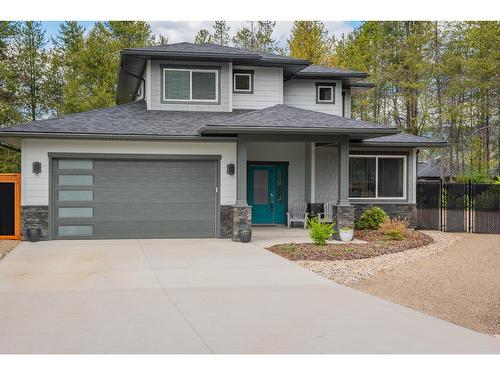 740 Prairie South Road, Castlegar, BC - Outdoor With Facade