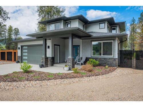 740 Prairie South Road, Castlegar, BC - Outdoor With Facade