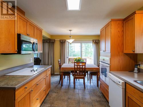 361 Rau Road, Quesnel, BC - Indoor Photo Showing Kitchen