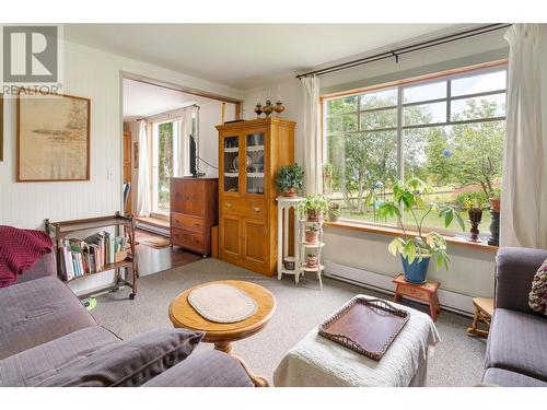 14024 Talbot Road, Lake Country, BC - Indoor Photo Showing Other Room