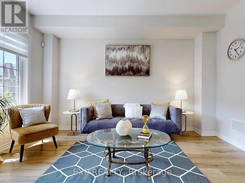 15 Pomarine Way, Brampton, ON - Indoor Photo Showing Living Room