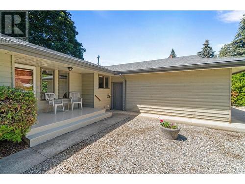 581 21 Street Se, Salmon Arm, BC - Outdoor With Deck Patio Veranda