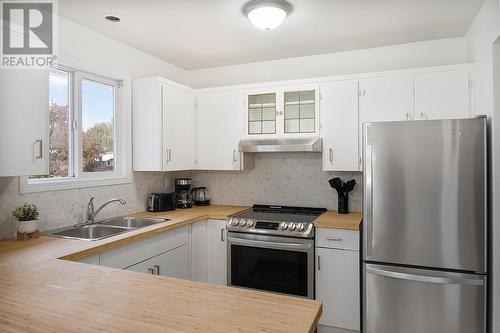 2009/2011 Richter Street, Kelowna, BC - Indoor Photo Showing Kitchen With Stainless Steel Kitchen With Double Sink