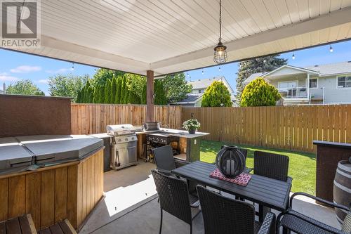 662 Southwind Drive, Kelowna, BC - Outdoor With Deck Patio Veranda With Exterior