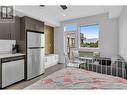 925 Leon Avenue Unit# 628, Kelowna, BC  - Indoor Photo Showing Kitchen With Stainless Steel Kitchen 