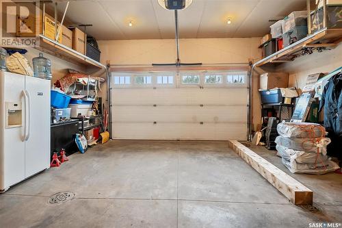 618 Cedar Avenue, Dalmeny, SK - Indoor Photo Showing Garage