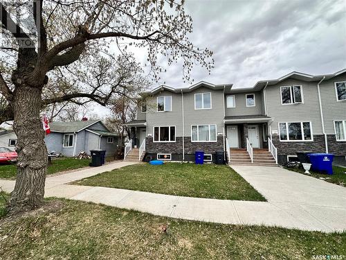 527 Alexandra Street, Weyburn, SK - Outdoor With Facade