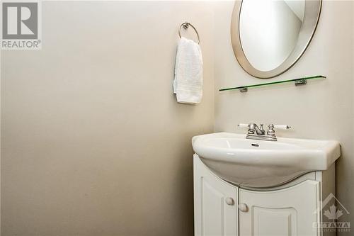 1397 Coulter Place, Ottawa, ON - Indoor Photo Showing Bathroom