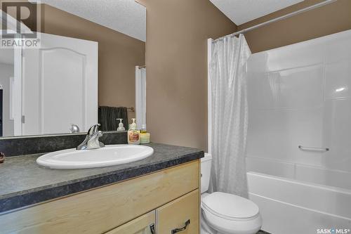 668 Riche Street, Bethune, SK - Indoor Photo Showing Bathroom