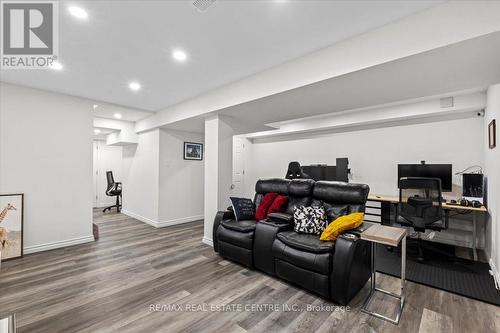 404 Dicenzo Drive, Hamilton, ON - Indoor