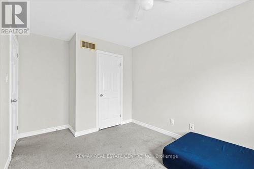 404 Dicenzo Drive, Hamilton, ON - Indoor Photo Showing Other Room